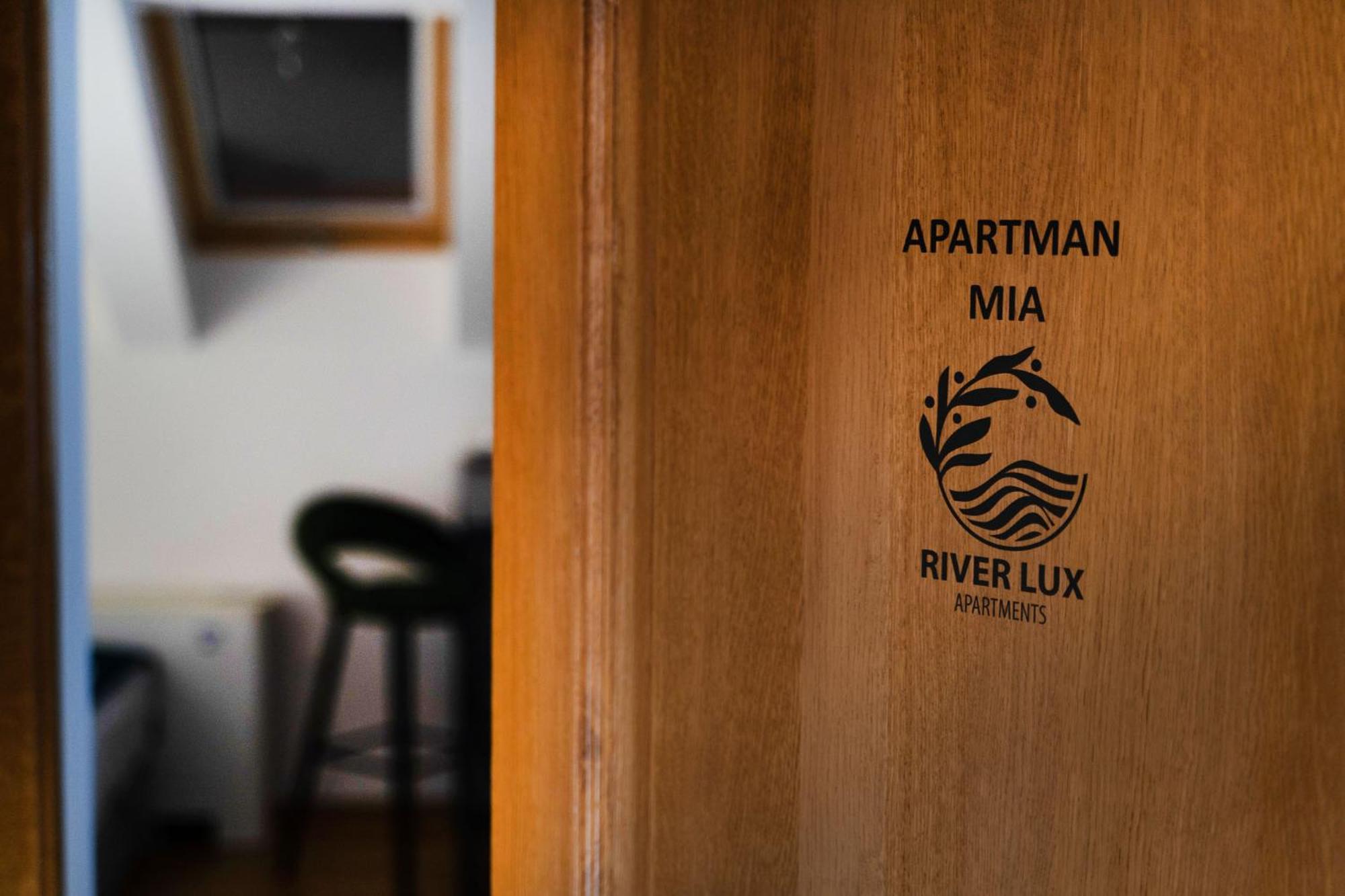 Mini Hotel Riverlux Apartments Bačka Palanka 外观 照片