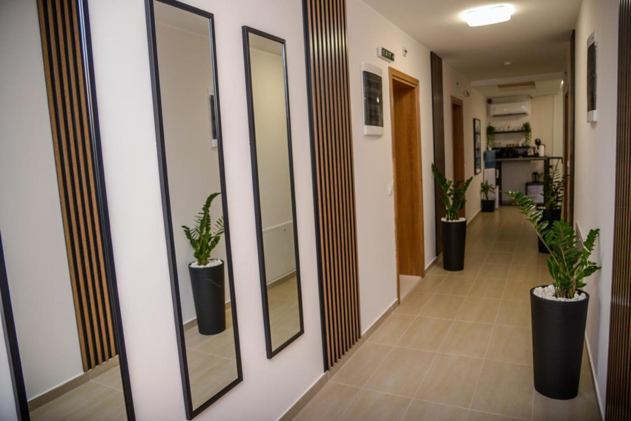 Mini Hotel Riverlux Apartments Bačka Palanka 外观 照片